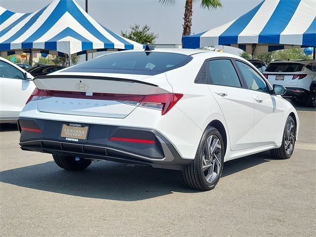 2025 Hyundai Elantra SEL Sport