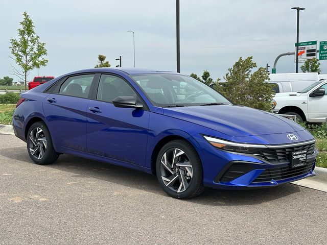 2025 Hyundai Elantra SEL Sport