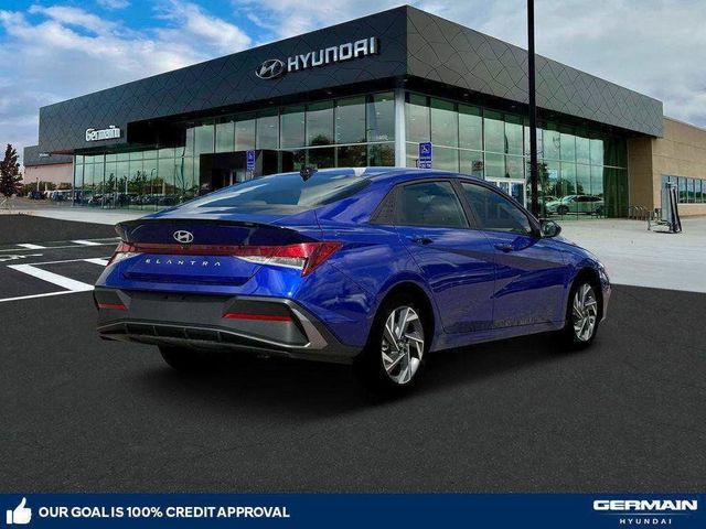 2025 Hyundai Elantra SEL Sport