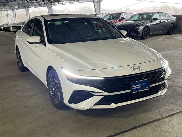 2025 Hyundai Elantra SEL Convenience