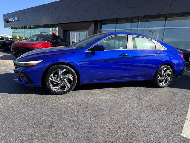 2025 Hyundai Elantra SEL Convenience
