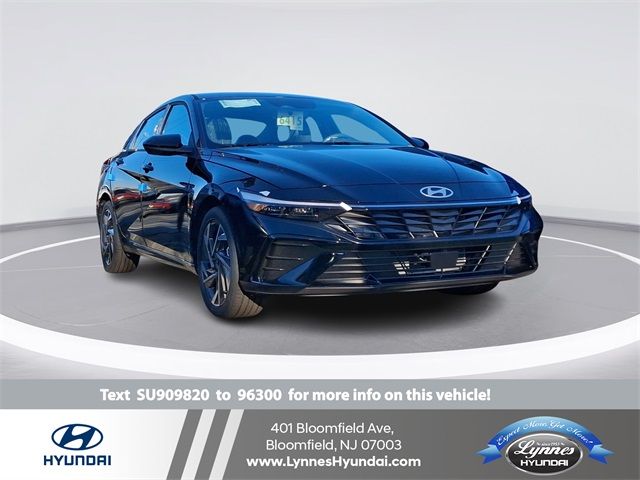 2025 Hyundai Elantra SEL Convenience