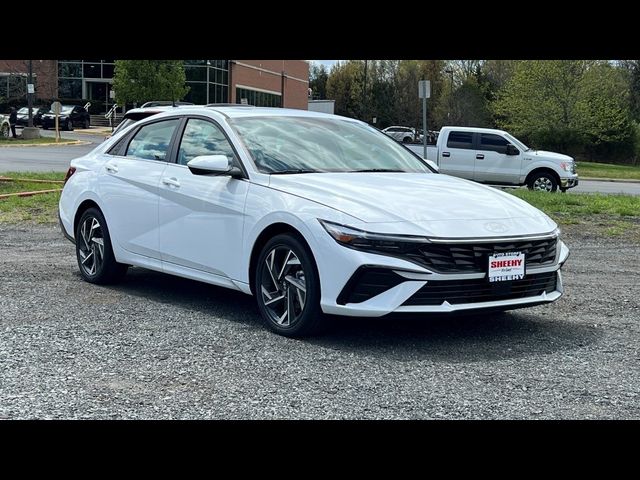 2025 Hyundai Elantra SEL Convenience