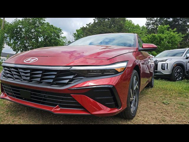 2025 Hyundai Elantra SEL Convenience
