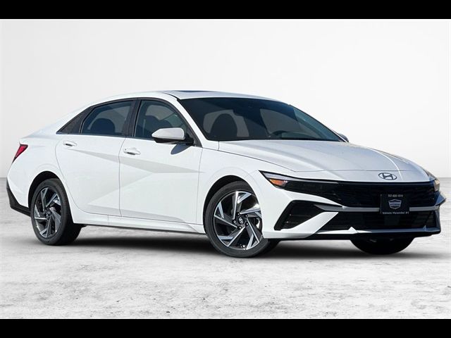 2025 Hyundai Elantra SEL Convenience