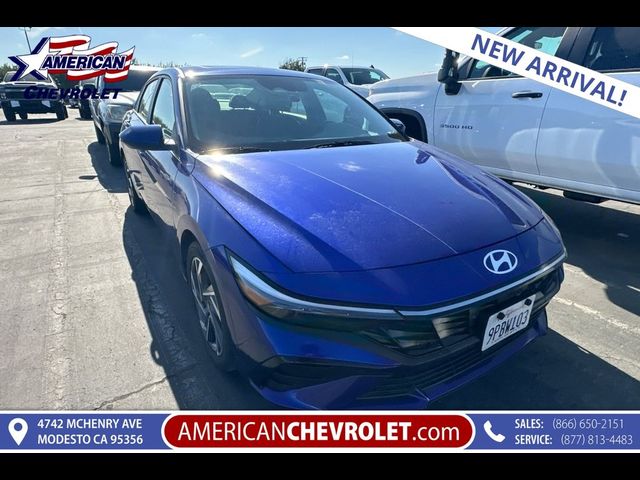 2025 Hyundai Elantra SEL Convenience