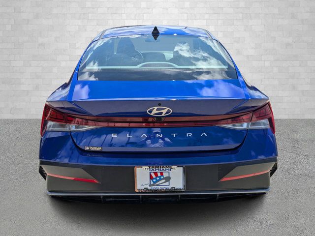 2025 Hyundai Elantra SEL Convenience