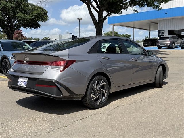 2025 Hyundai Elantra SEL Sport