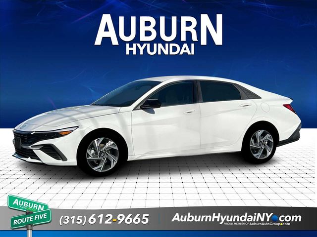 2025 Hyundai Elantra SEL Sport