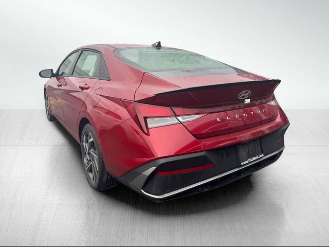 2025 Hyundai Elantra SEL Sport