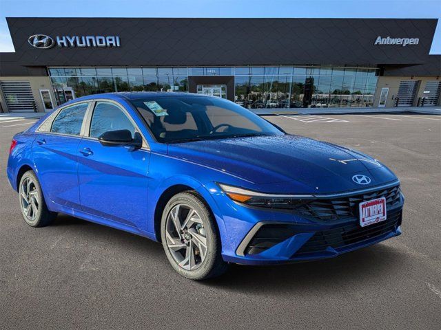 2025 Hyundai Elantra SEL Sport
