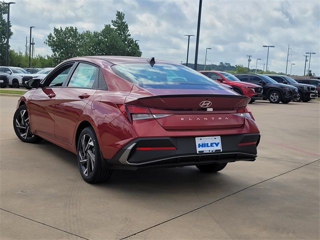 2025 Hyundai Elantra SEL Sport