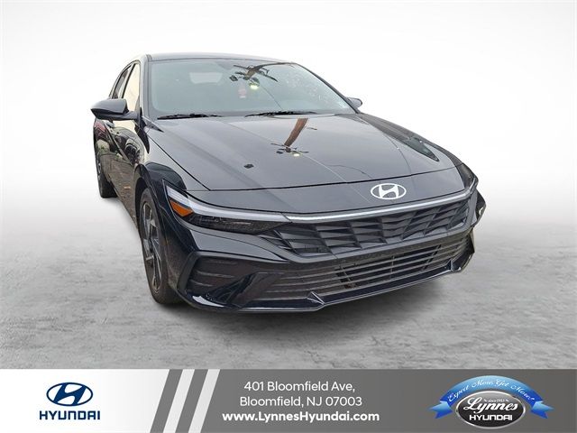 2025 Hyundai Elantra SEL Sport