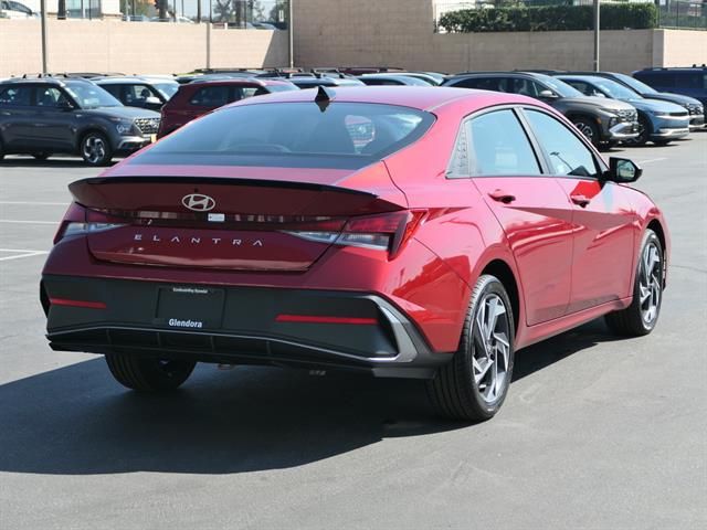 2025 Hyundai Elantra SEL Sport