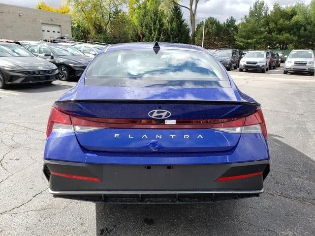 2025 Hyundai Elantra SEL Sport