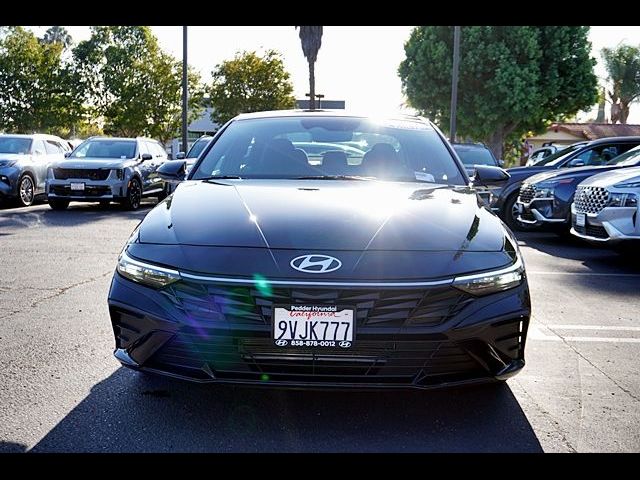 2025 Hyundai Elantra SEL Sport