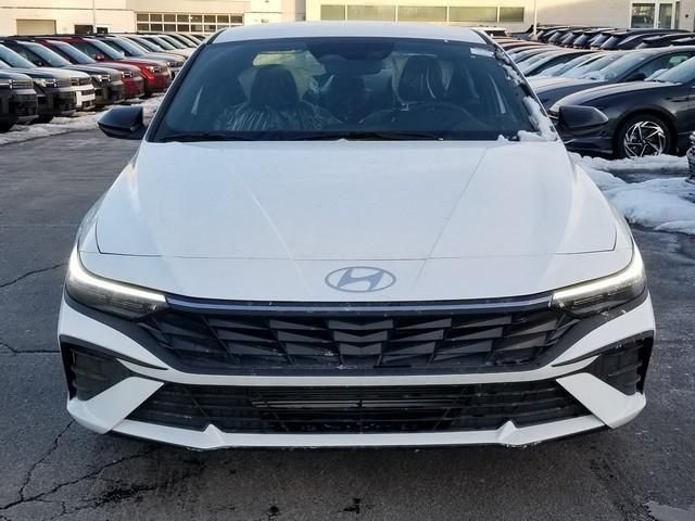 2025 Hyundai Elantra SEL Sport