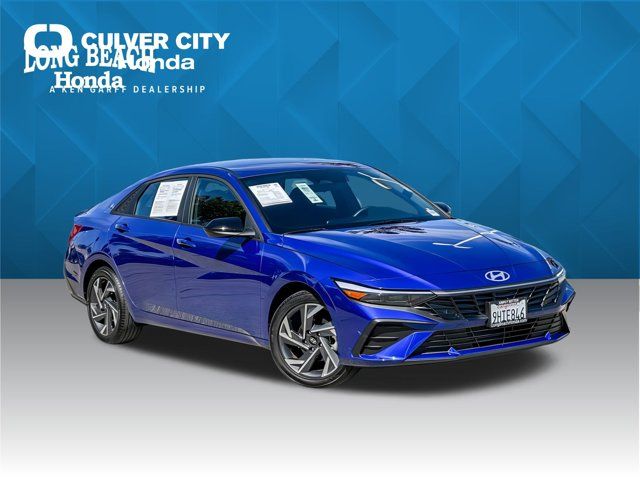 2025 Hyundai Elantra SEL Sport