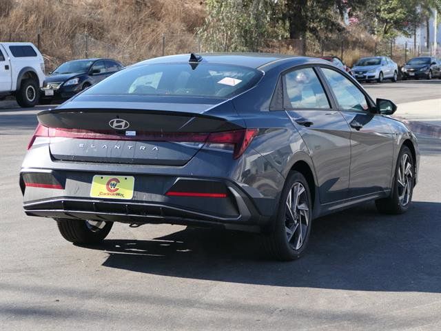 2025 Hyundai Elantra SEL Sport