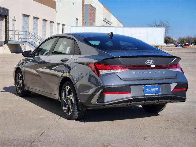 2025 Hyundai Elantra SEL Sport