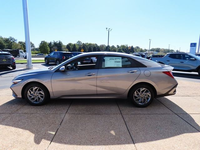 2025 Hyundai Elantra Hybrid Blue