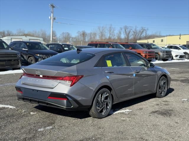 2025 Hyundai Elantra Hybrid Limited