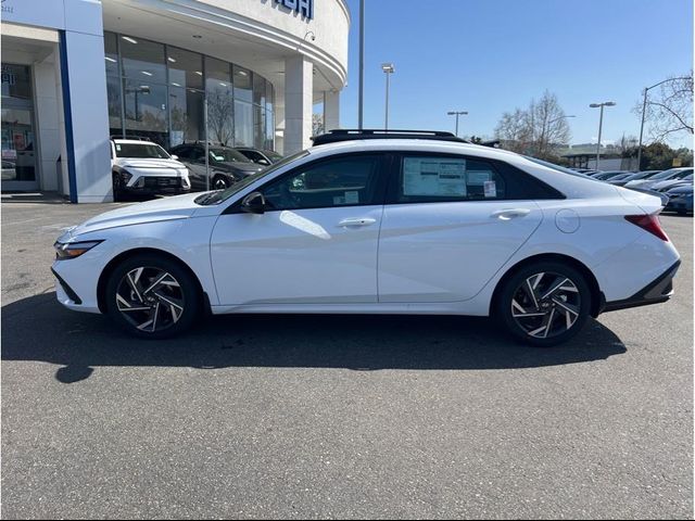 2025 Hyundai Elantra Hybrid SEL Sport