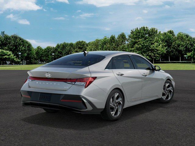 2025 Hyundai Elantra Hybrid Limited