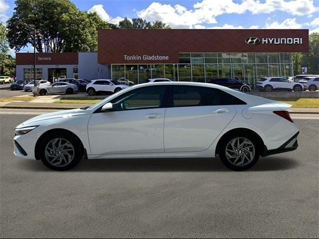 2025 Hyundai Elantra Hybrid Blue