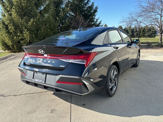 2025 Hyundai Elantra Hybrid SEL Sport