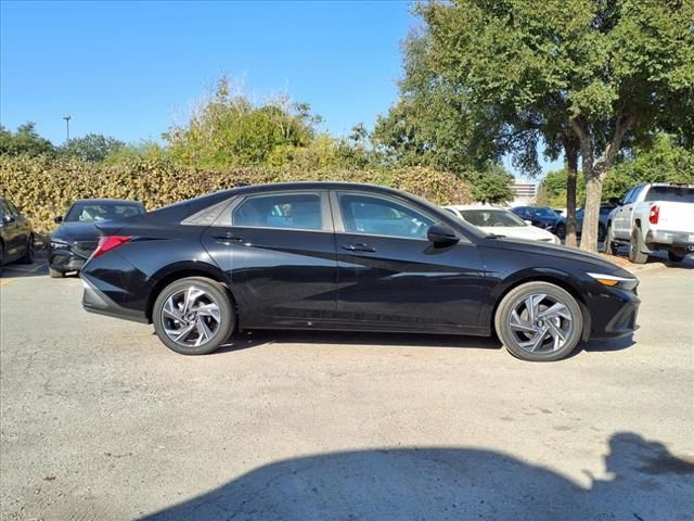 2025 Hyundai Elantra Hybrid Blue