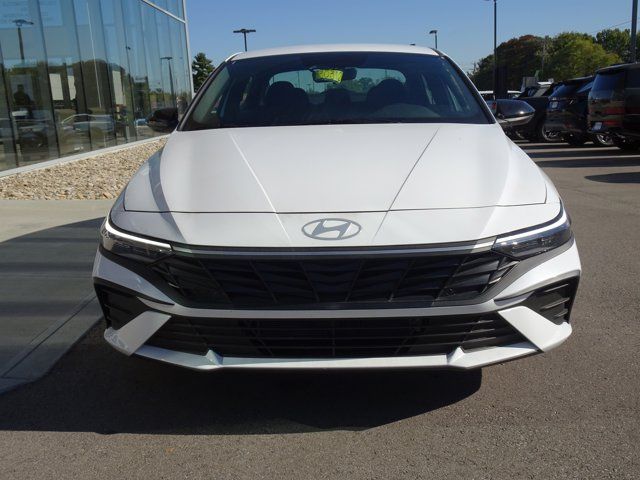 2025 Hyundai Elantra Hybrid SEL Sport
