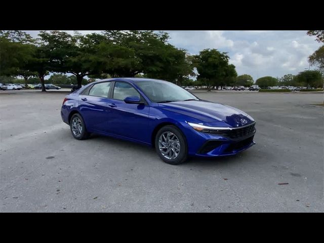 2025 Hyundai Elantra Hybrid Blue