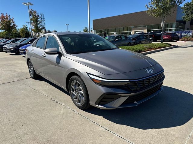 2025 Hyundai Elantra Hybrid Blue