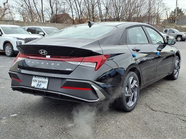 2025 Hyundai Elantra Hybrid SEL Sport