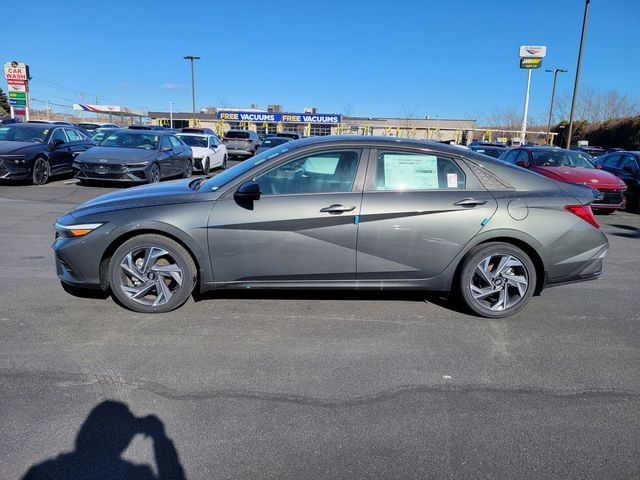 2025 Hyundai Elantra Hybrid SEL Sport