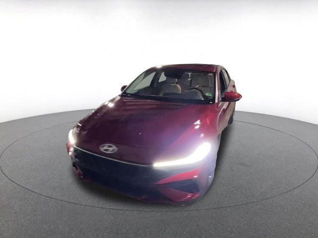 2025 Hyundai Elantra Hybrid Limited