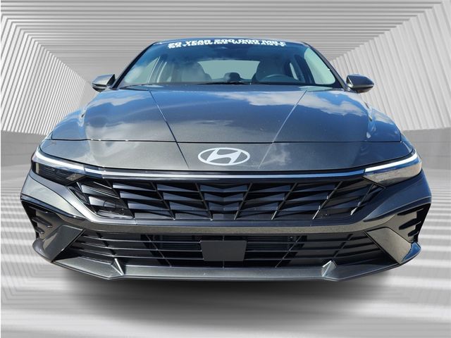 2025 Hyundai Elantra Hybrid Limited