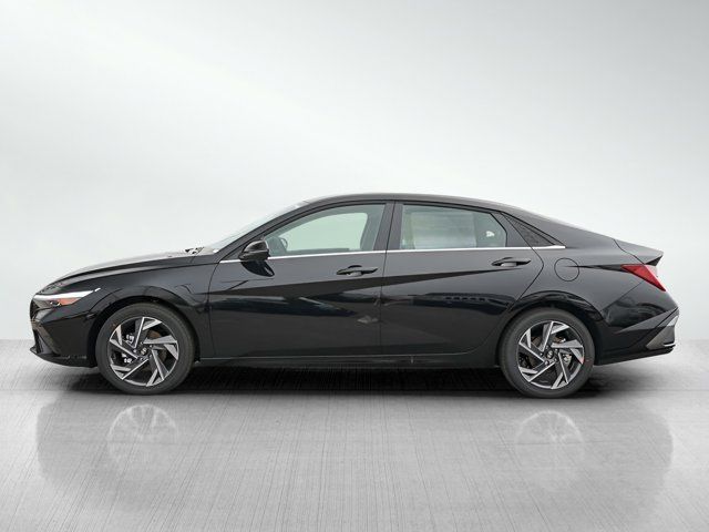 2025 Hyundai Elantra Hybrid Limited