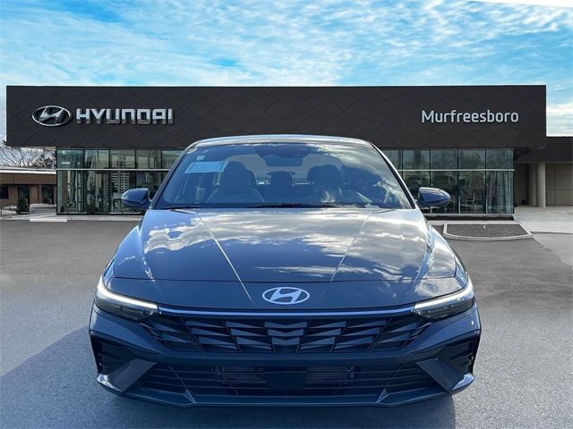 2025 Hyundai Elantra Hybrid Limited