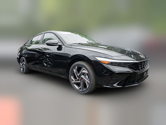 2025 Hyundai Elantra Hybrid Limited