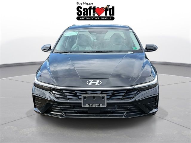 2025 Hyundai Elantra Hybrid Limited