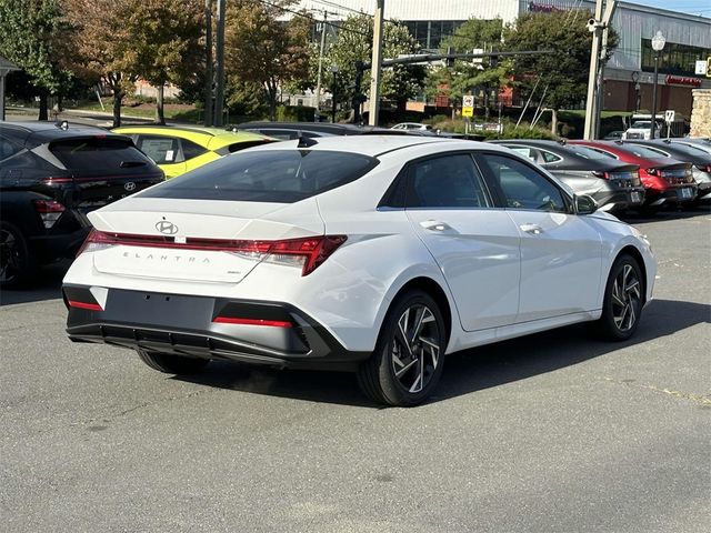 2025 Hyundai Elantra Hybrid Limited