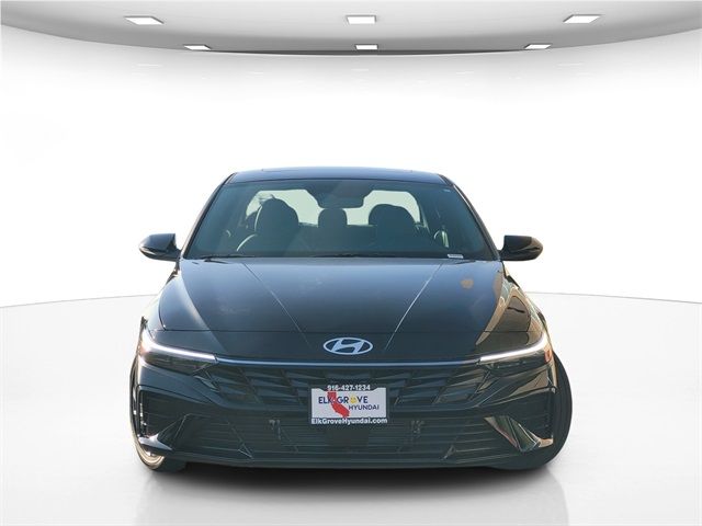 2025 Hyundai Elantra Hybrid Limited