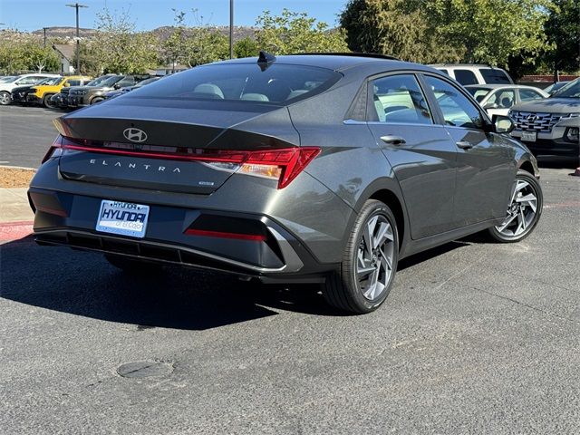 2025 Hyundai Elantra Hybrid Limited