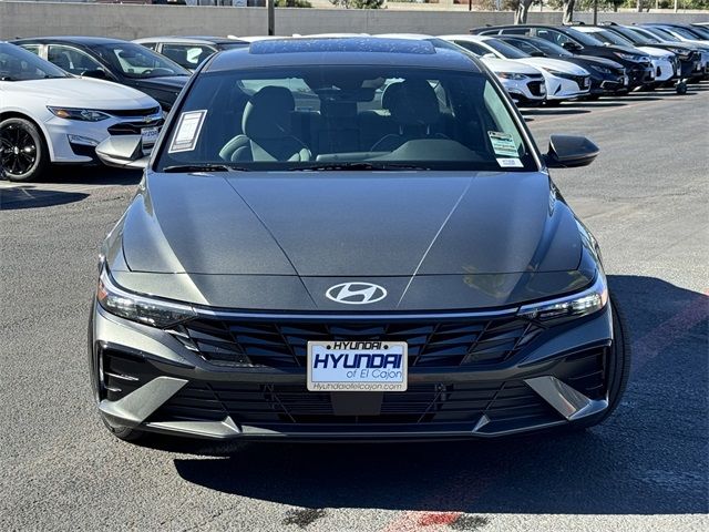 2025 Hyundai Elantra Hybrid Limited