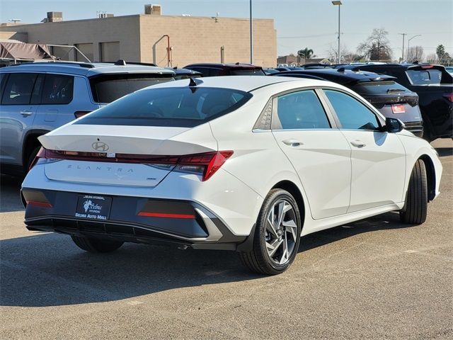 2025 Hyundai Elantra Hybrid Limited