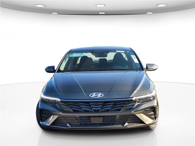 2025 Hyundai Elantra Hybrid Limited