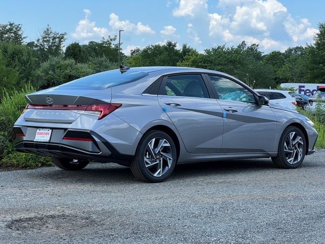 2025 Hyundai Elantra Hybrid Limited