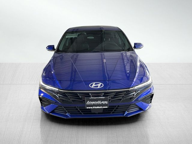 2025 Hyundai Elantra Hybrid Limited